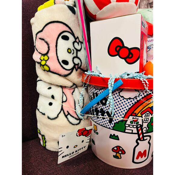 Hello Kitty Easter bundle with Burlington friends throw 50 70 soft Keroppi plush - Picture 5 of 12